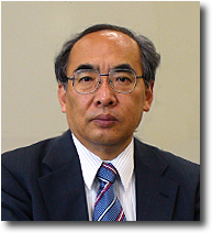 村角 保行